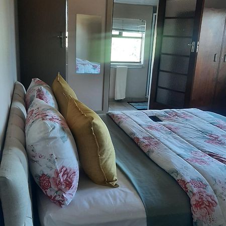 Triple S Guest House Ciudad del Cabo Exterior foto